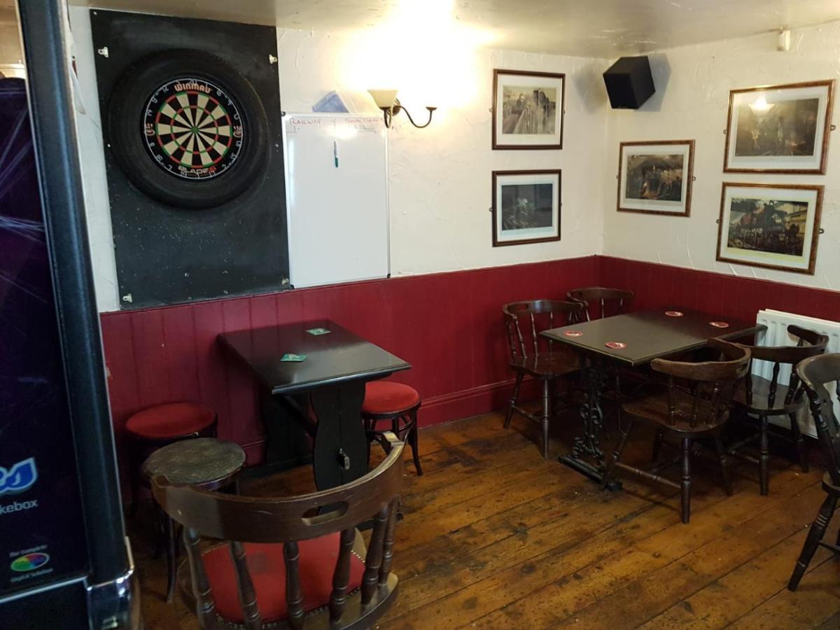 The Railway Inn Dawlish Buitenkant foto